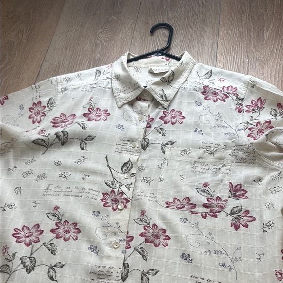 Vintage Cream Floral Button-Down Shirt - Picture 9 of 9